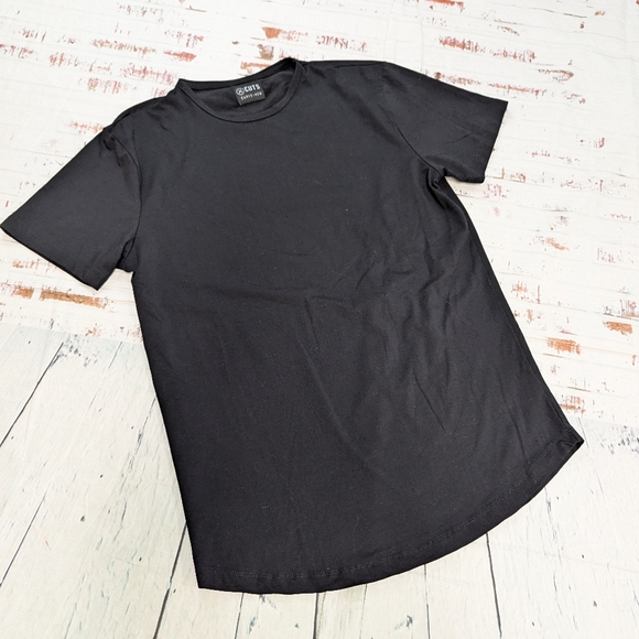 Cuts curve hem Tee - Picture 6 of 6